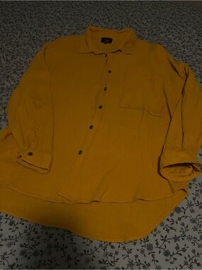 Vici Button-Up Textured Tunic in Mustard